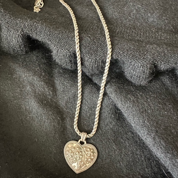 Brighton Silver Heart Necklace - Black and Silver w/Crystals -Reversible- 16-18" - Picture 4 of 6